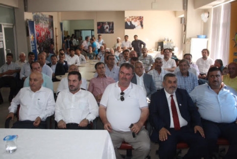 Ak Parti’de Bayramlaşma Töreni