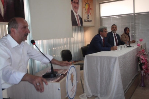 Ak Parti’de Bayramlaşma Töreni