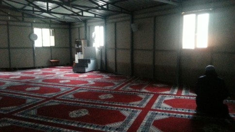 GEÇİCİ MESCİT HİZMETE AÇILDI