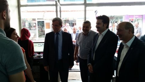 Ayhan Sefer Üstün Akyazı'da Esnafı Gezdi