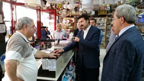 Ayhan Sefer Üstün Akyazı'da Esnafı Gezdi