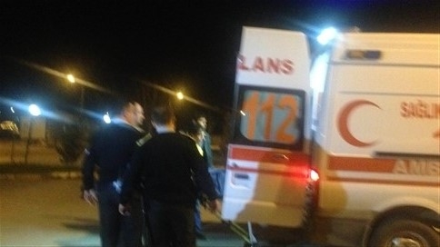 Minibüs tarlaya uçtu