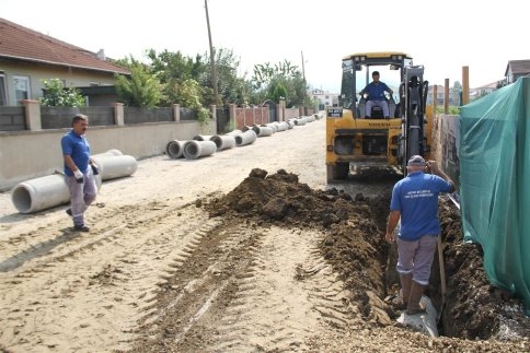 TRAFİK PARK ETRAFINDA ALT YAPI GÜÇLENİYOR