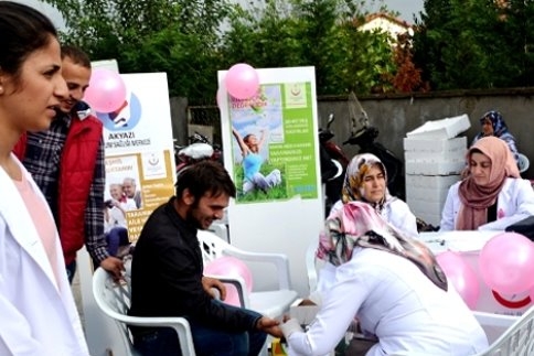 Akyazı İlçe Sağlık Müdürlüğünden Sağlık Etkinlikleri Devam Ediyor