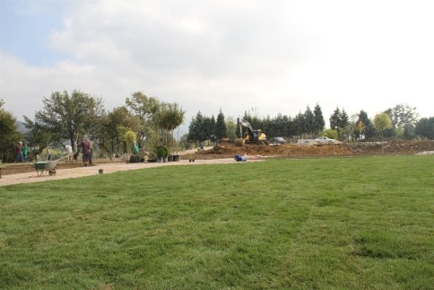 Kuzuluk Kongre Ve Kültür Merkezinde Çalışmalar Sürüyor