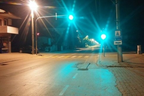 O Cadde'ye Trafik Işıkları Konuldu