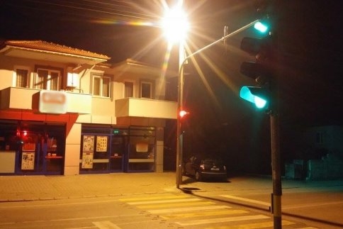 O Cadde'ye Trafik Işıkları Konuldu