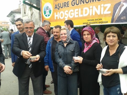 Akyazı Belediyesi Aşure Etkinliği yaptı