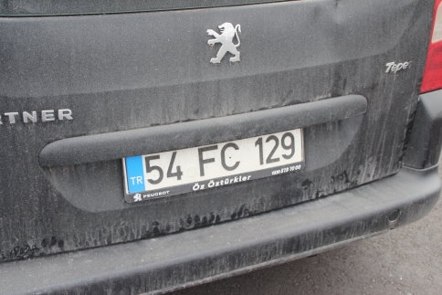 Akyazı Otoban Gişeleri Çıkışında Yaralamalı Kaza