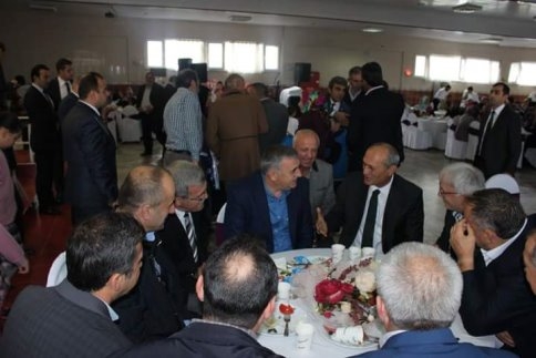 Toçoğlu Akyazı’da Halka Seslendi: “Daha Çok Oy Daha Çok Hizmet