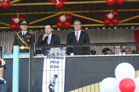 Akyazı'da Cumhuriyet Bayramı’nın 92.Yılı Kutlandı