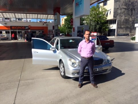 Akyazılı İşletmeci Murat Yağcı Beyin Kanaması ve Kalp Krizi Sonrası Hastaneye Kaldırıldı