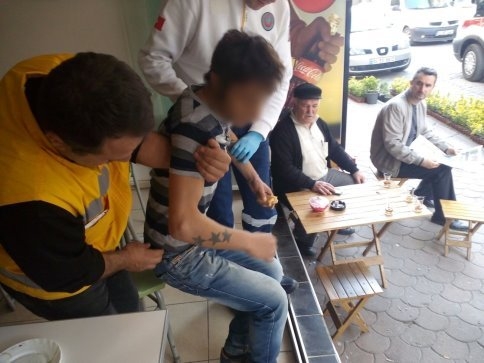 Uyuşturucu Madde Kullanan Gencin İçler Acısı Hali VİDEO