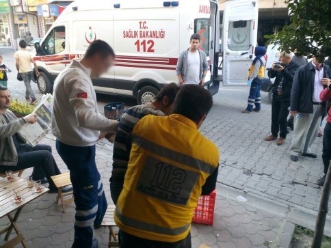 Uyuşturucu Madde Kullanan Gencin İçler Acısı Hali VİDEO