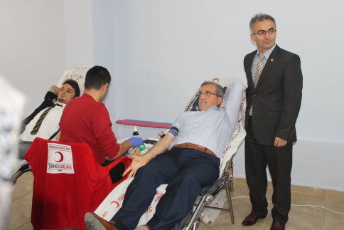 Anadolu Lisesi'nden Kan Bağışı Kampanyası