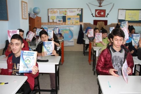 Akyazı Belediyesinden Öğrencilere Ücretsiz SBS – YGS Deneme Sınavı