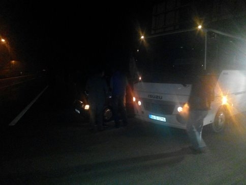 Küçücek Kavşağında Maddi Hasarlı Trafik Kazası