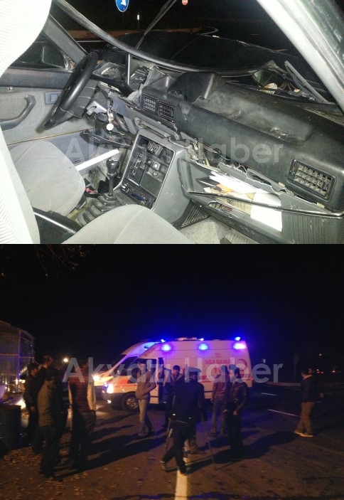 Yolcu Minibüsü ile Otomobil Çarpıştı