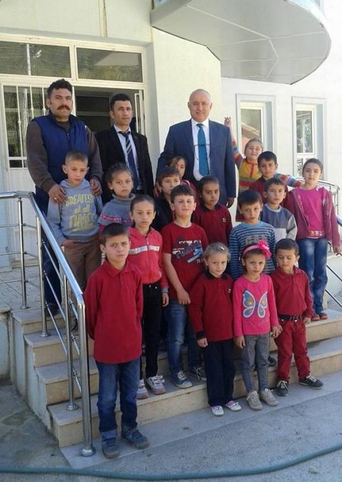 Özdemir Okul Ziyaretlerini Sürdürüyor