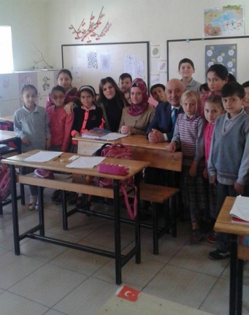 Özdemir Okul Ziyaretlerini Sürdürüyor
