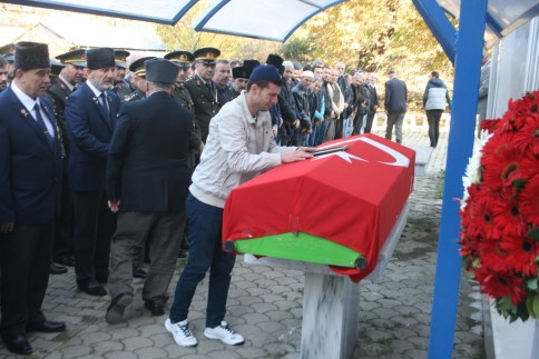 Kıbrıs Gazisi İsmail Kılıçoğlu Son Yolculuğuna Uğurlandı