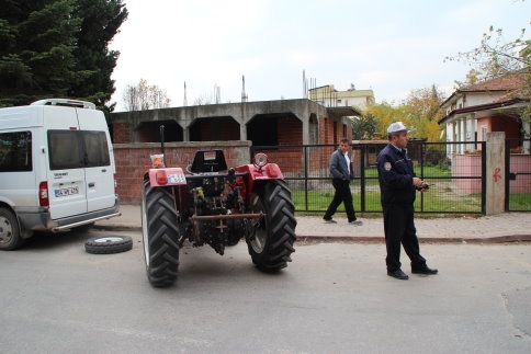 Yolda Giderken Tekeri Koptu