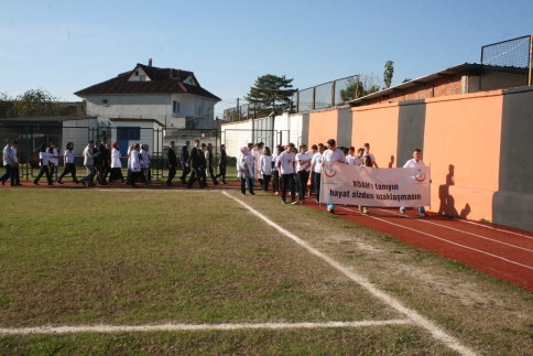 Sağlıklı Yaşam İçin Yürüyüş Yapıldı