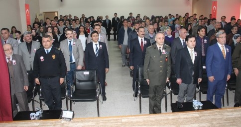 Öğretmenler Günü Törenle Kutlandı