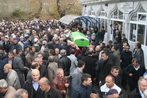 Hüseyin Nalbant Dualar Eşliğinde Defnedildi 