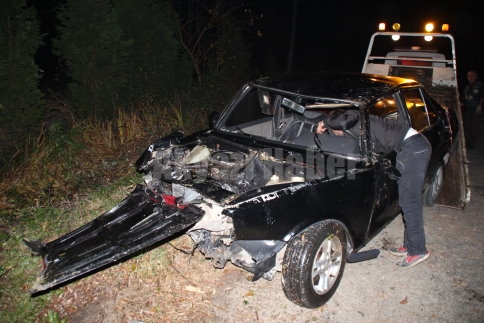 Otomobil Takla Atarak Su Kanalına Uçtu