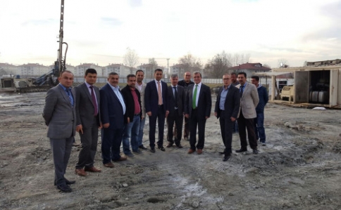 Sakarya Büyükşehir Heyeti Projeleri İnceledi