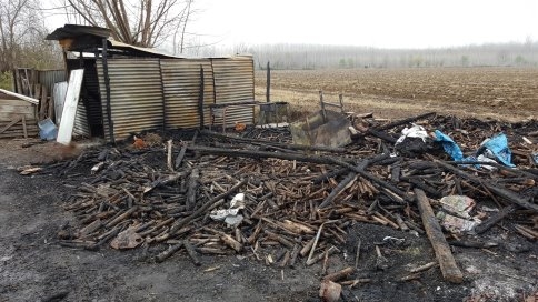 Başkan Akcan’dan Evi Yanan Aileye Ziyaret