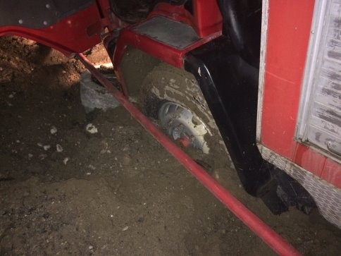 Kanalizasyon Firması, Atölye Yandıktan Sonra Yolu Düzeltti