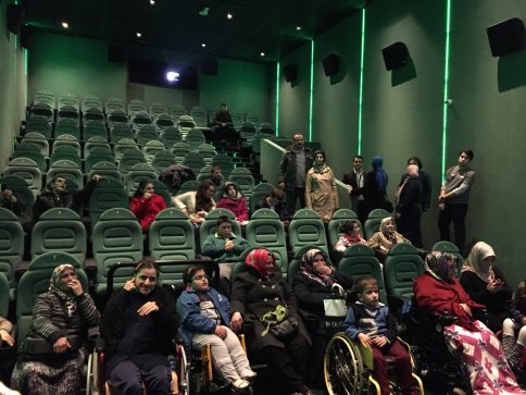 Başkan Akcan’dan Akyazı’nın Engellilerine Jest