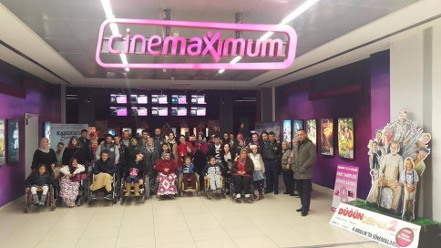 Başkan Akcan’dan Akyazı’nın Engellilerine Jest