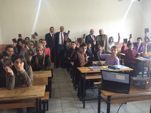 Her Eve Kuran Meali Ve İlmihal