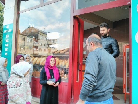 Komşusu Açken Tok Yatan Bizden Değildir