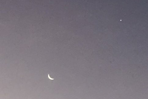 Bu Sabah Ay Yıldızlı Şanlı Bayrağımız Yine Göklerdeydi