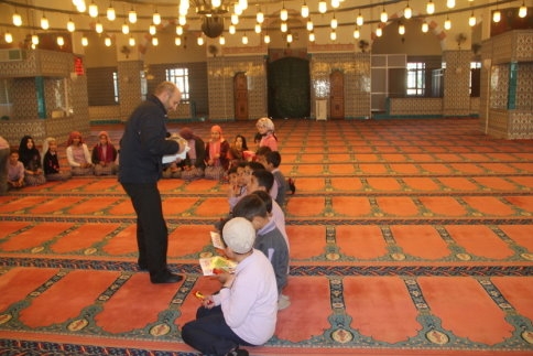 Akyazı İnönü Ortaokulundan Gazi Süleymanpaşa Camiine Ziyaret