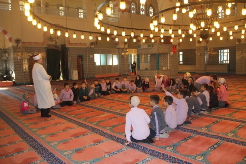 Akyazı İnönü Ortaokulundan Gazi Süleymanpaşa Camiine Ziyaret