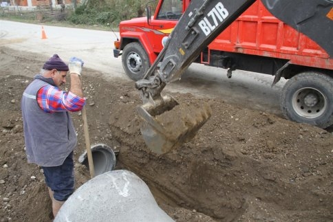 Alt Yapı Çalışmaları Kabakulak Mahesinde Sürüyor
