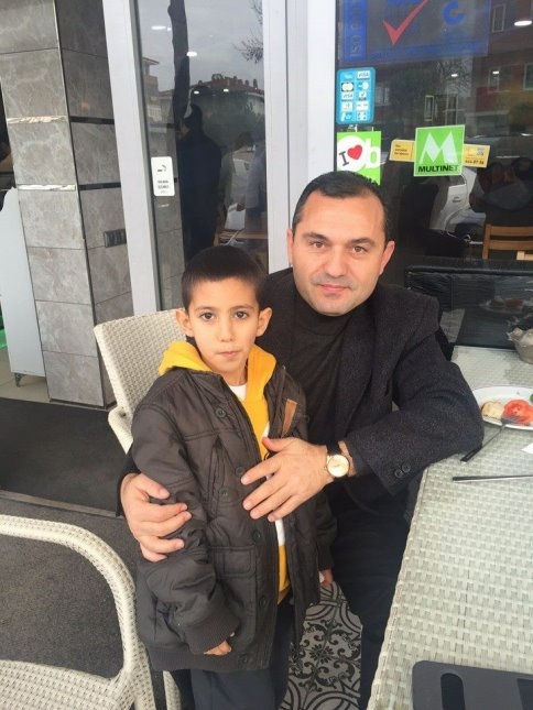 Suriyeli Çocuğa İHH Sahip Çıktı