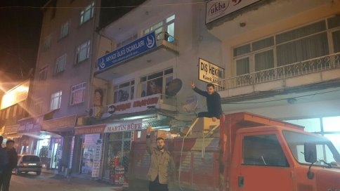 Akyazı Ülkü Ocakları’ndan Bayırbucak Türkmenlerine Yardım
