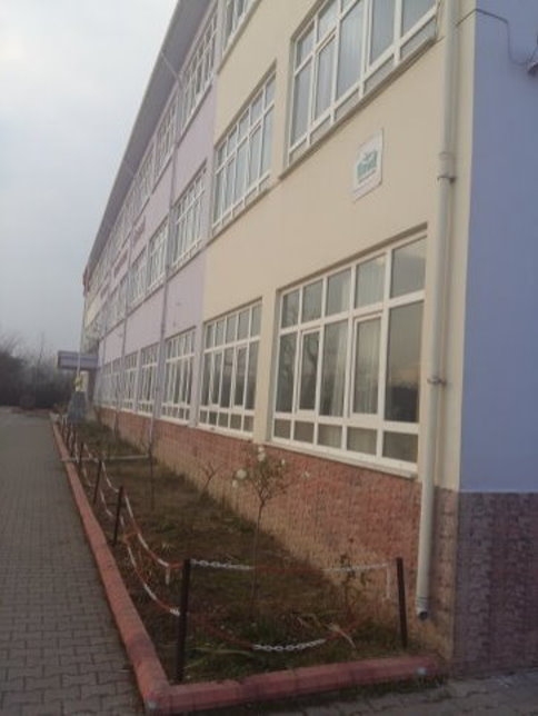 Kamera Kayıtları İle Birlikte Okulu Soydular