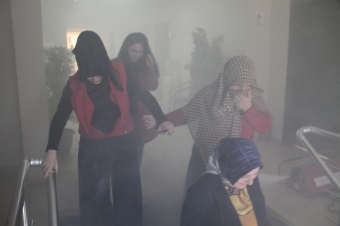 TEKNİK BİNADA YANGIN TATBİKATI