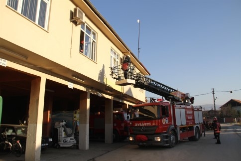 TEKNİK BİNADA YANGIN TATBİKATI