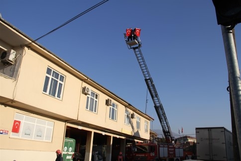 TEKNİK BİNADA YANGIN TATBİKATI