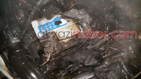 Park Halindeki Otomobil Alev aldı