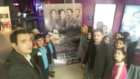 ilk Defa Sinemaya Gitmenin Mutluluğu