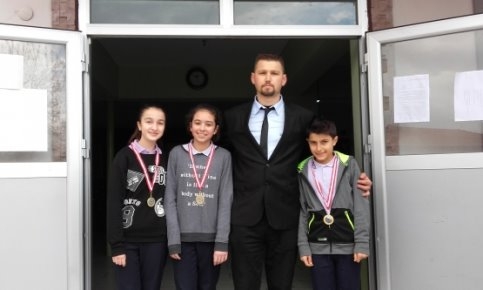 Madanoğlu Ortaokulu ingilizce Metin Yazma Yarışması Düzenledi